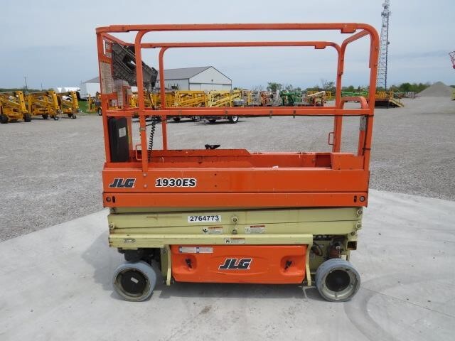 2019 JLG 1930ES
