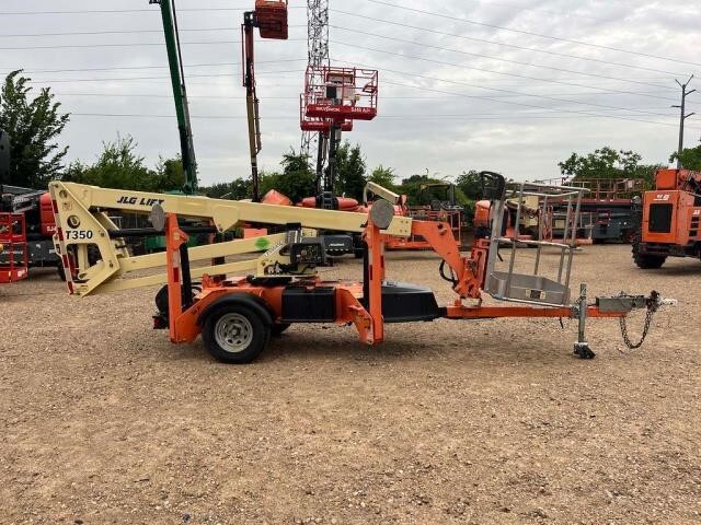 2018 JLG T350-4