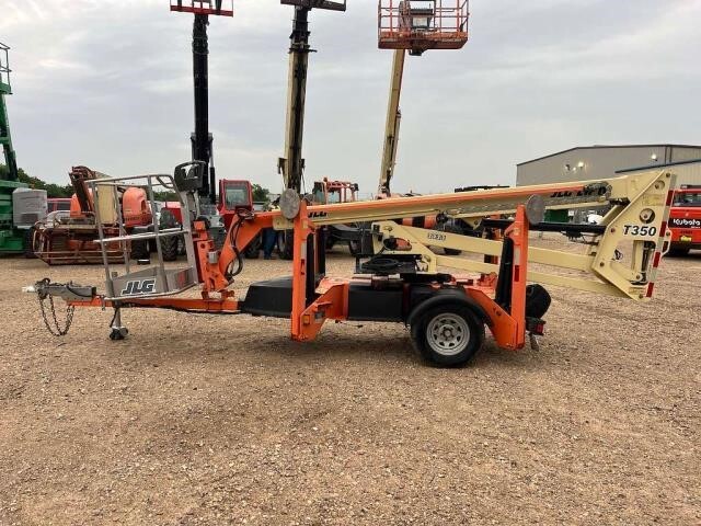 2018 JLG T350