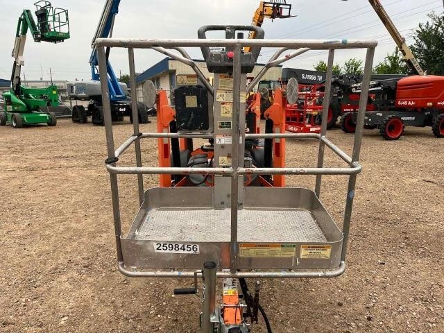 2018 JLG T350-10