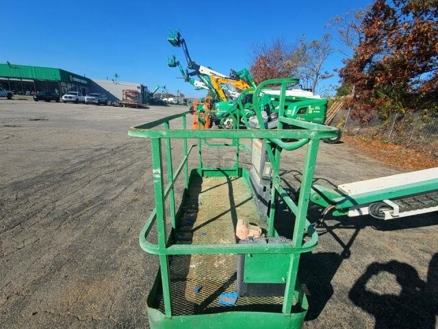 2015 JLG 400S-19