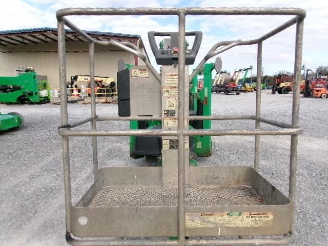2017 JLG T500-16