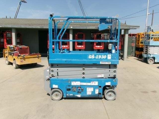 2018 Genie GS-1930