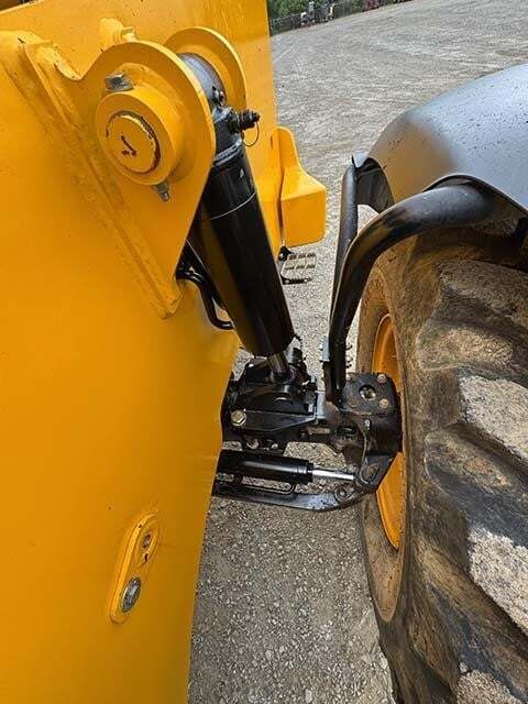 2019 JCB 510-56-17