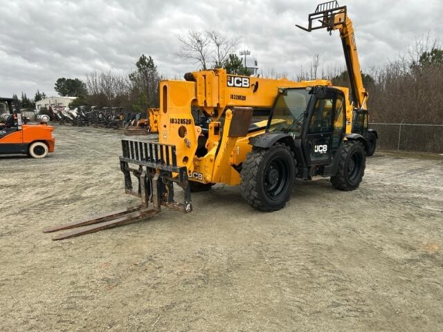 2021 JCB 510-56