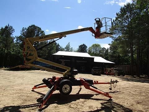 2019 JLG T350-13