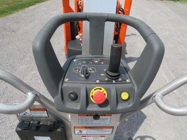 2024 JLG T500J-10