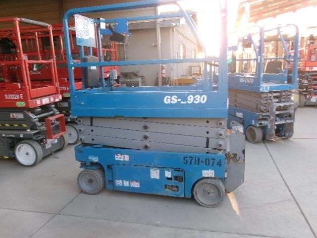 2017 Genie GS-1930