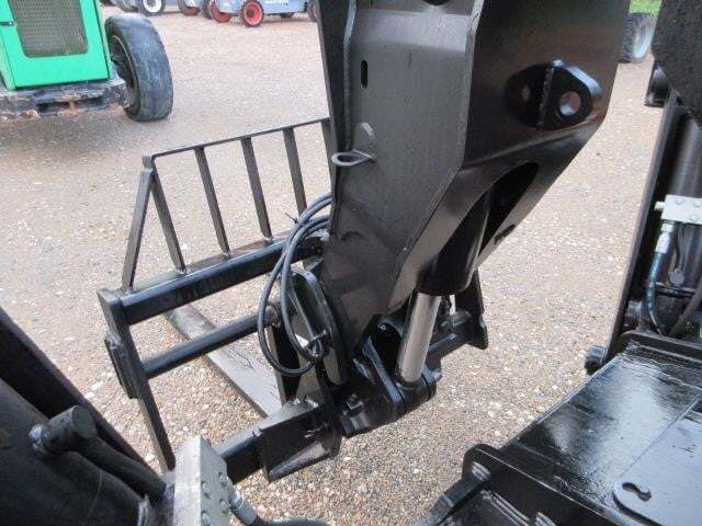 2016 JLG 1255-7