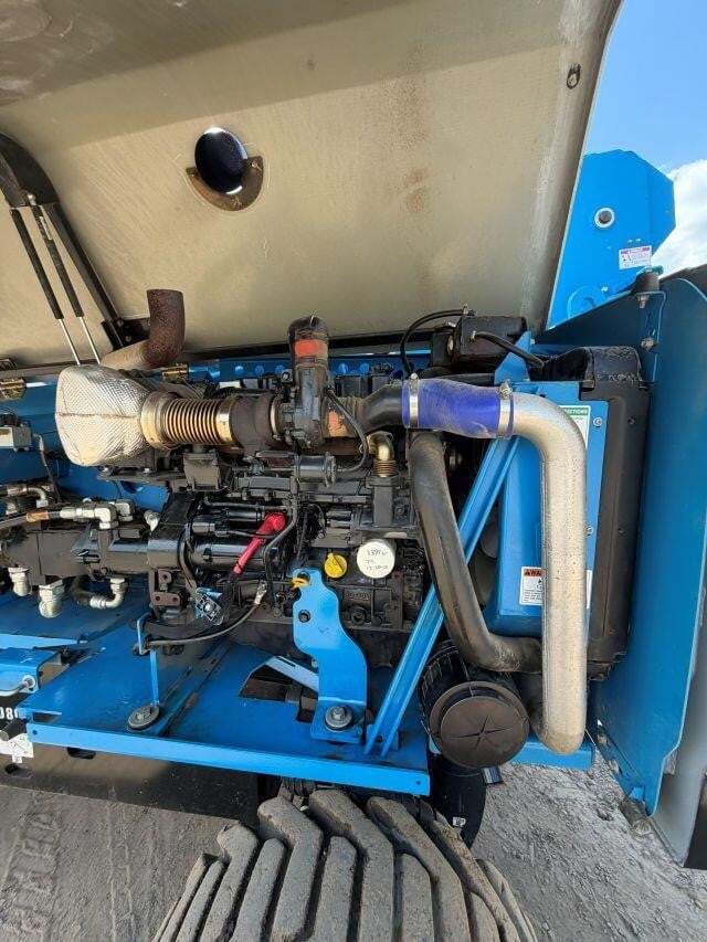 2018 Genie S-85XC-25
