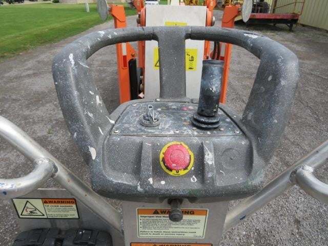 2018 JLG T500-10