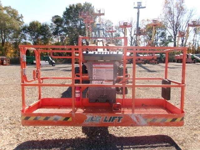 2017 JLG 600S-5