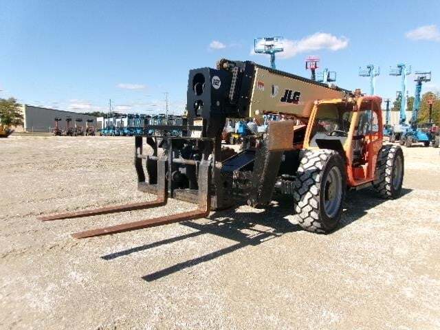 2022 JLG 1255