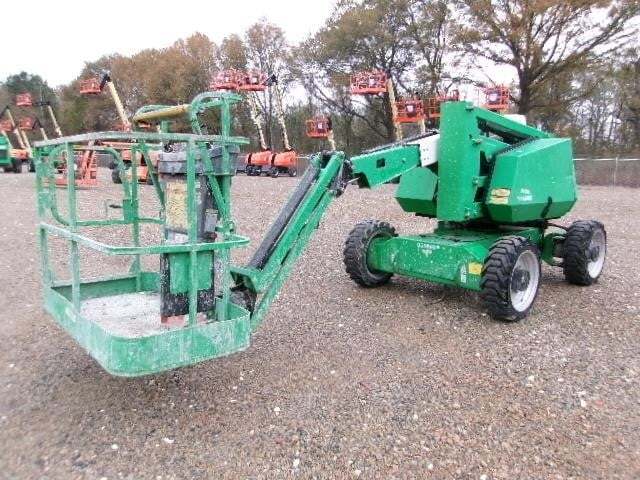 2017 JLG H340AJ