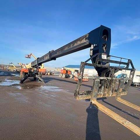 2019 JLG 1055-18