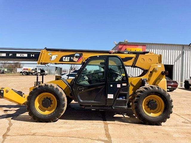 2019 CAT TL943D