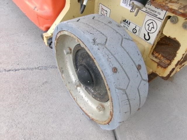 2018 JLG 1930ES-8