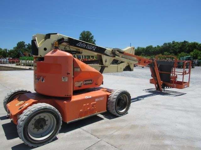 2013 JLG E450AJ-15