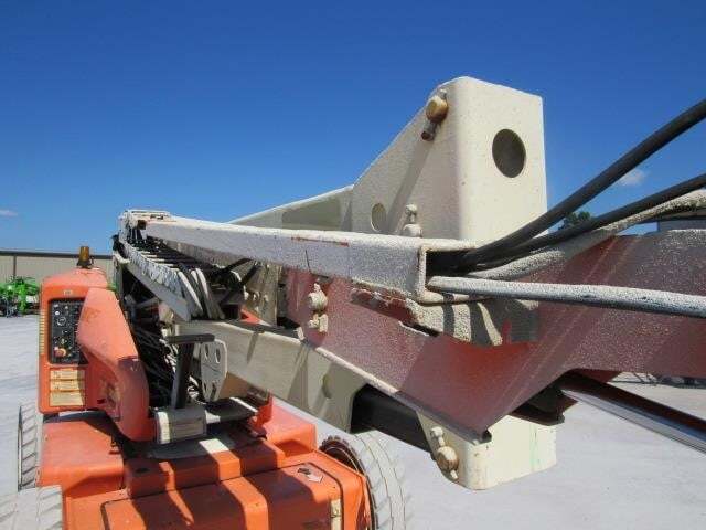 2013 JLG E450AJ-20