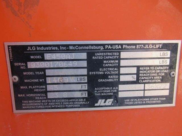 2013 JLG E450AJ-22