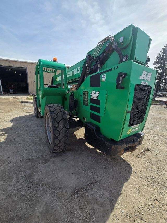 2016 SkyTrak 8042-3