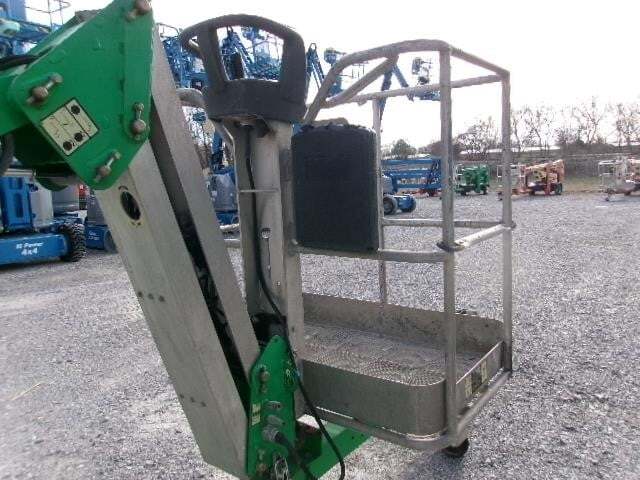 2017 JLG T500-18