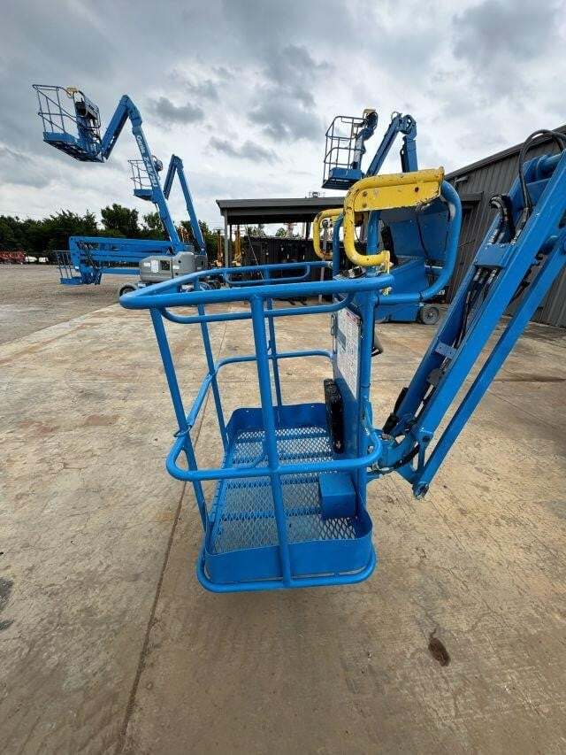 2018 Genie Z-30/20N RJ-28