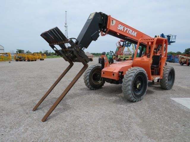 2016 JLG 6042