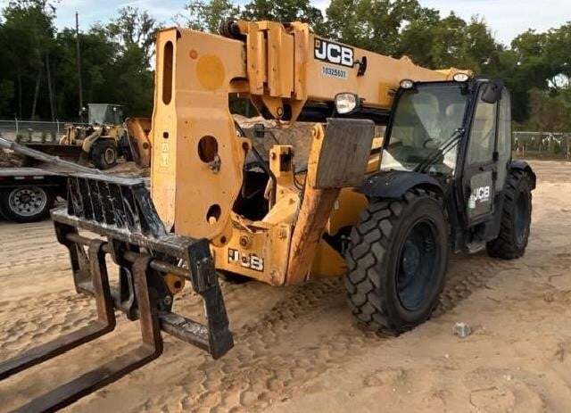 2021 JCB 512-56