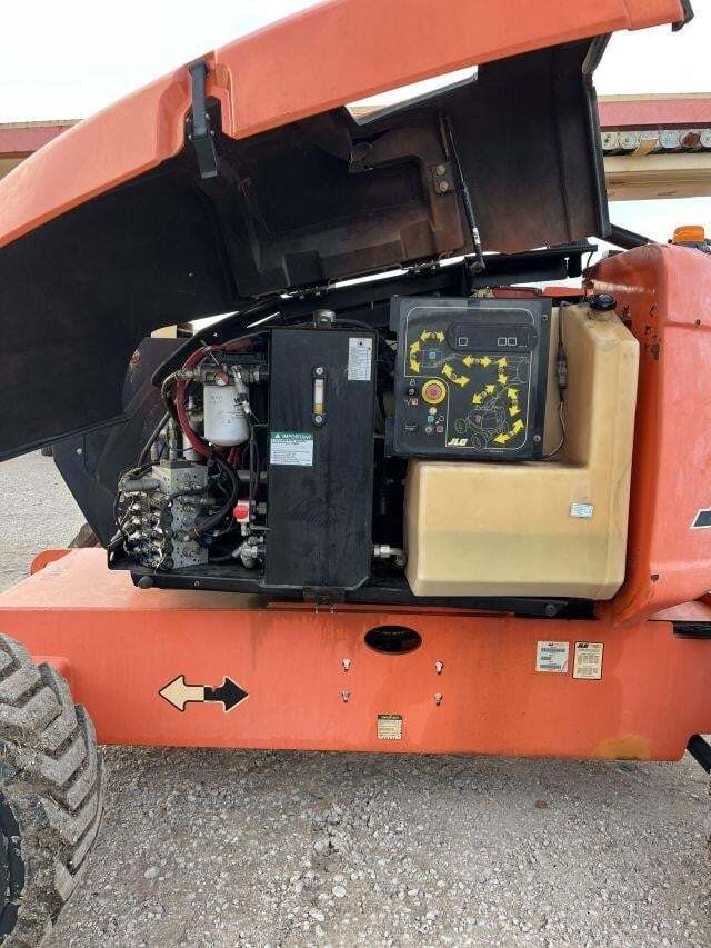 2017 JLG 600AJ-13
