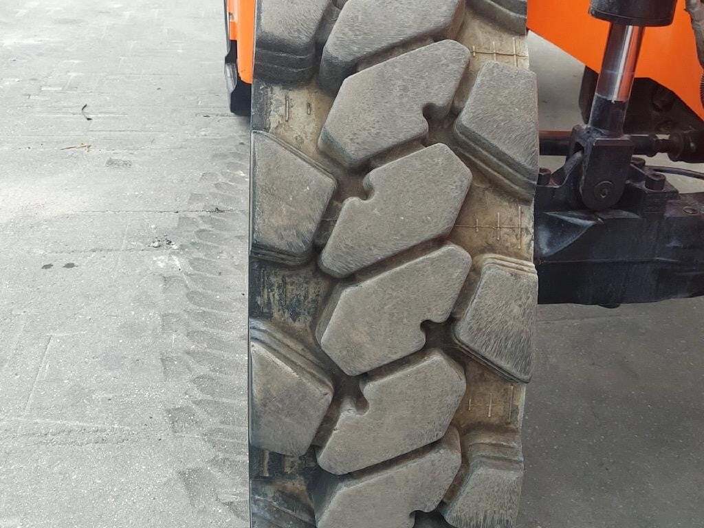 2019 SkyTrak 10054-14