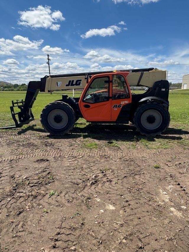 2018 JLG 943-2