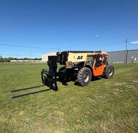 2017 JLG 1255-2