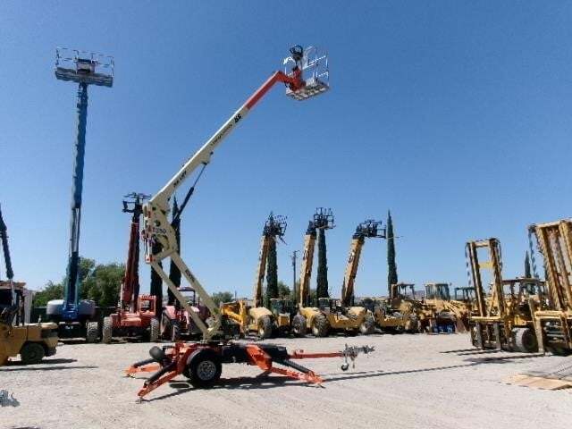 2018 JLG T350-24