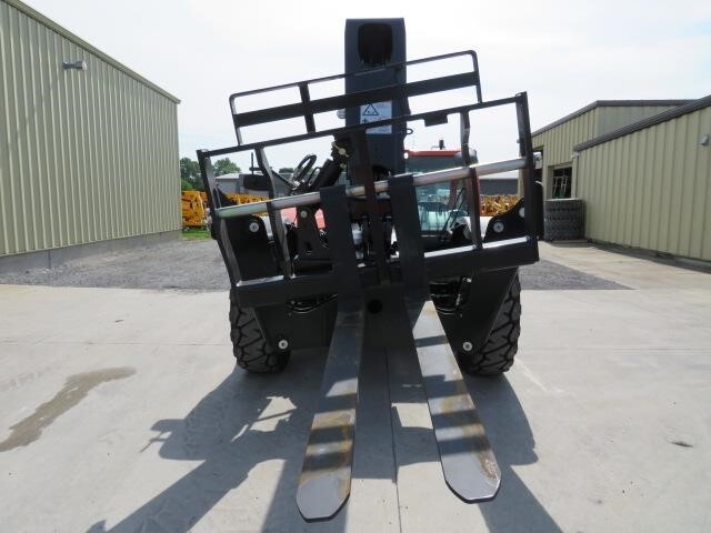 2025 JLG 1043-19