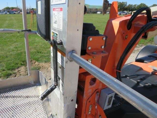 2018 JLG T350-14