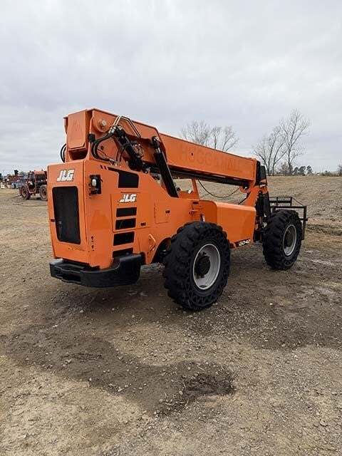 2017 SkyTrak 6042-6