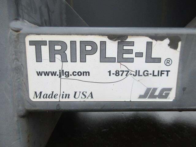 2012 JLG UT49-21