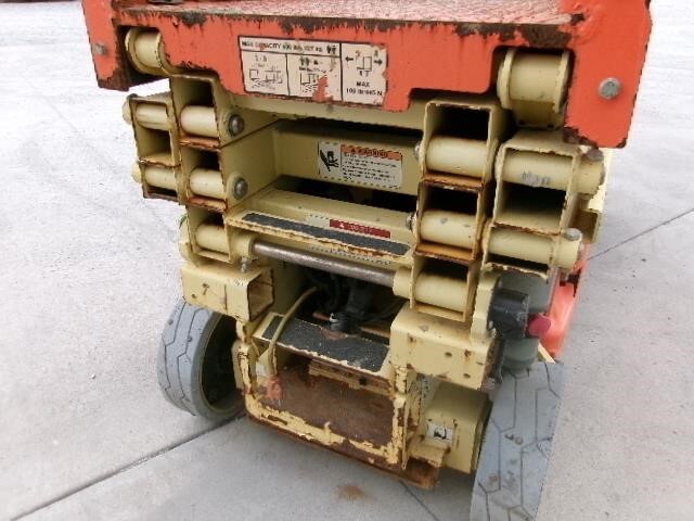 2018 JLG 1930ES-12