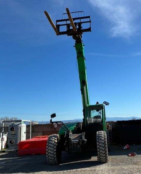 2017 JLG 1644-2