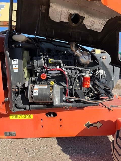 2017 JLG 600AJ-15