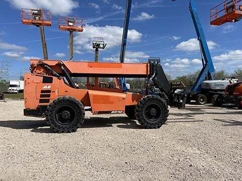 2017 SkyTrak 8042-5