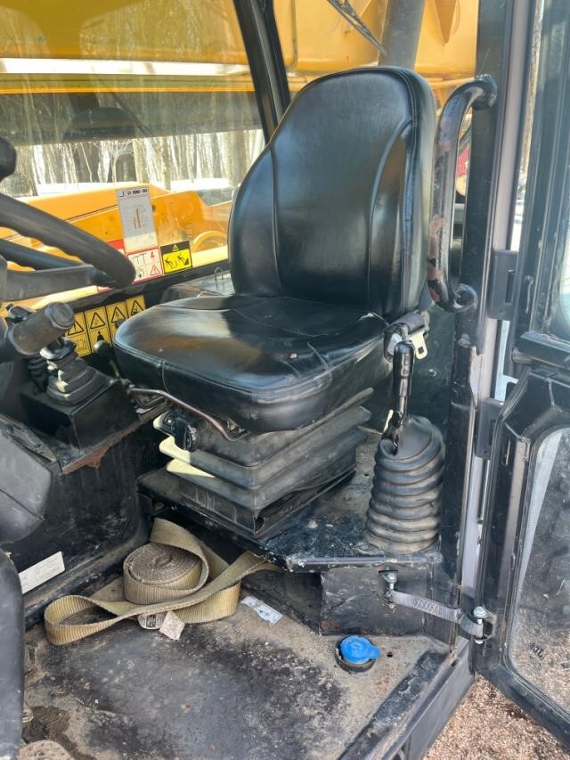 2012 JCB 507-42-8