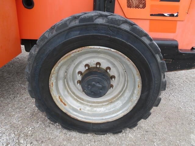 2016 SkyTrak 8042-9