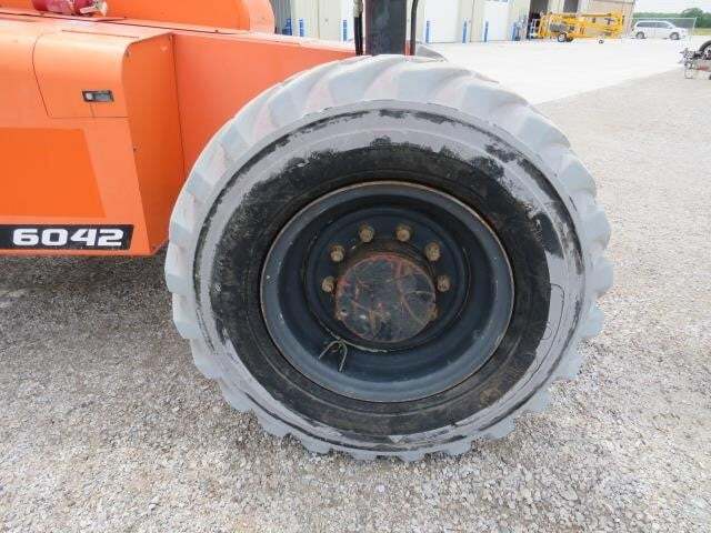 2016 JLG 6042-11