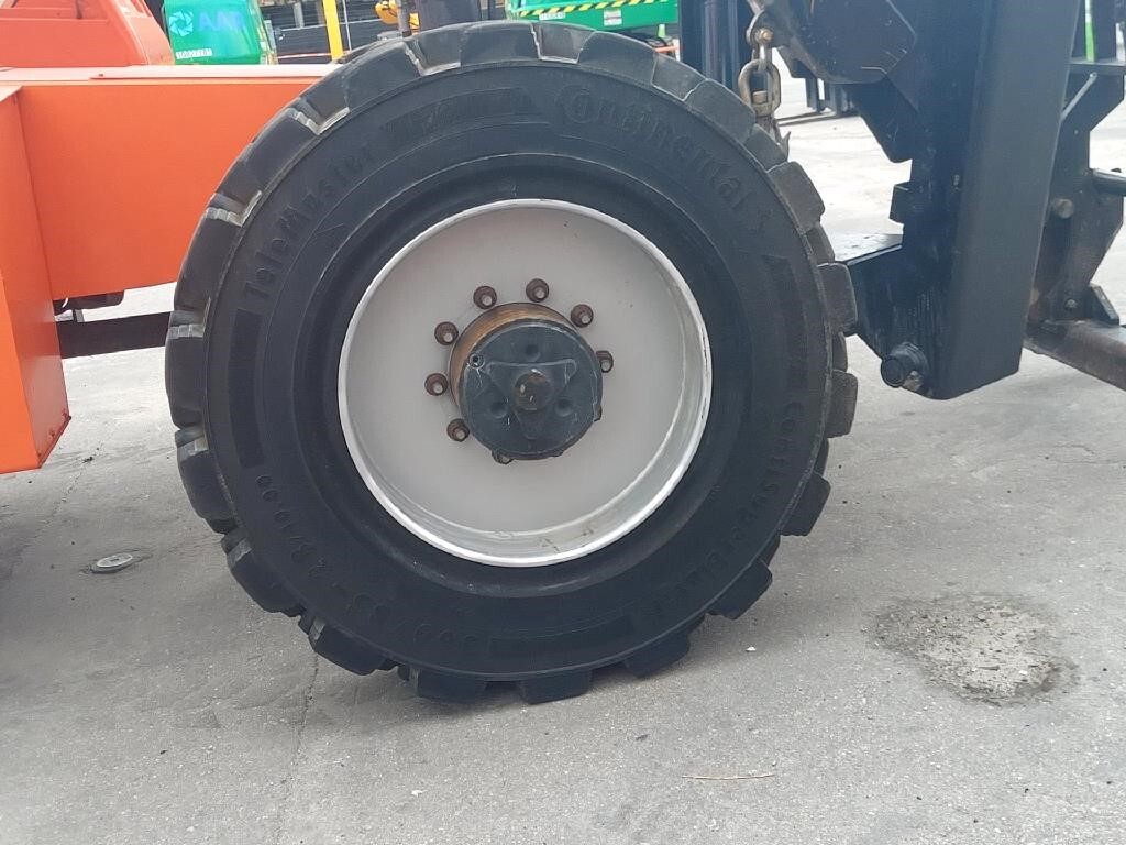 2019 SkyTrak 10054-17