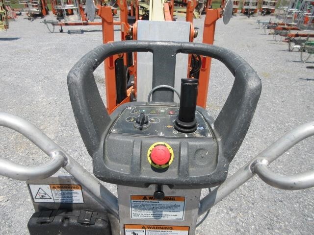 2018 JLG T500J-7