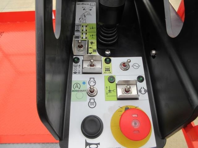 2025 Skyjack SJ9664RT-5