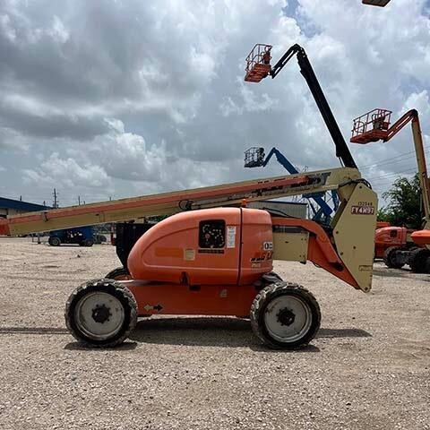 2013 JLG 600AJ-2