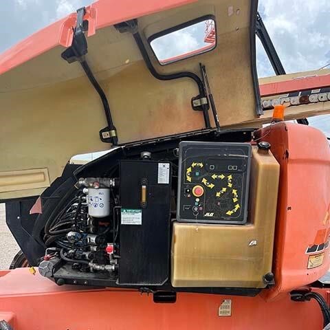 2013 JLG 600AJ-13